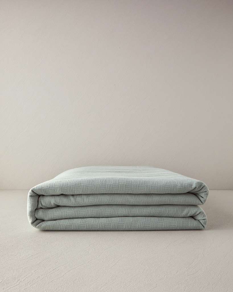 Plain Summer Blanket Timeless