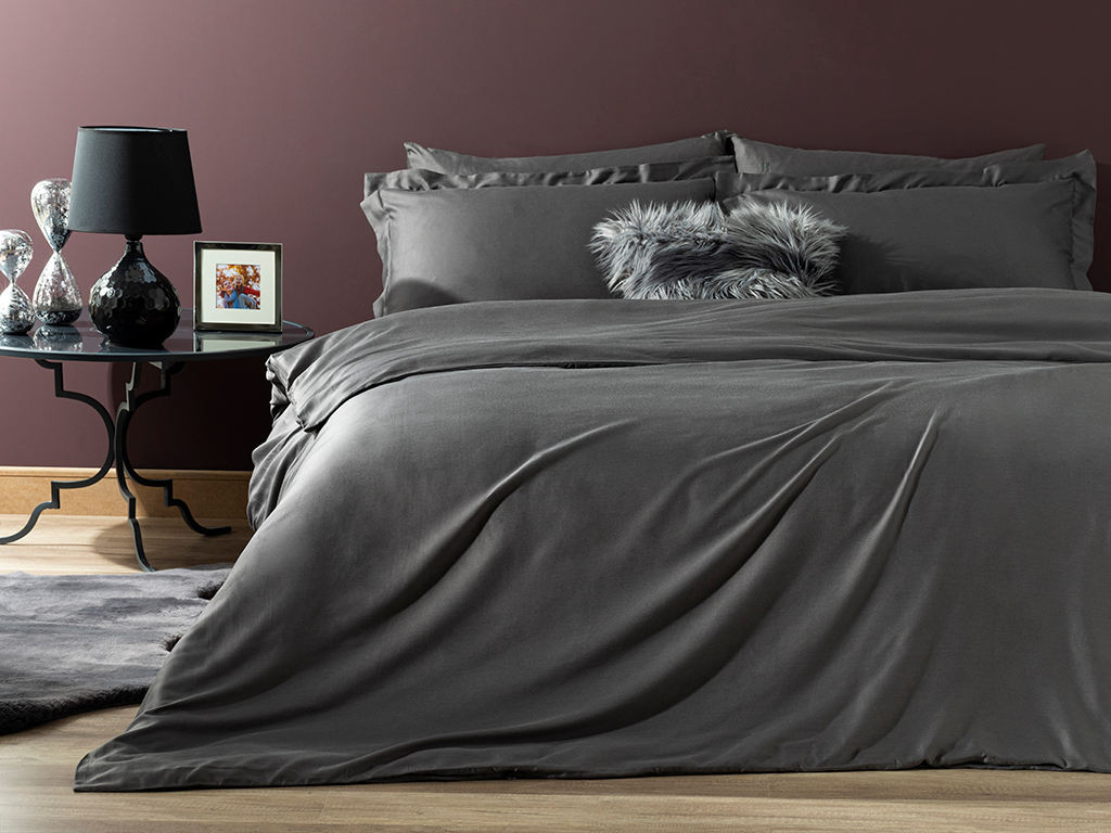 Grandeur Duvet Cover Set Timeless