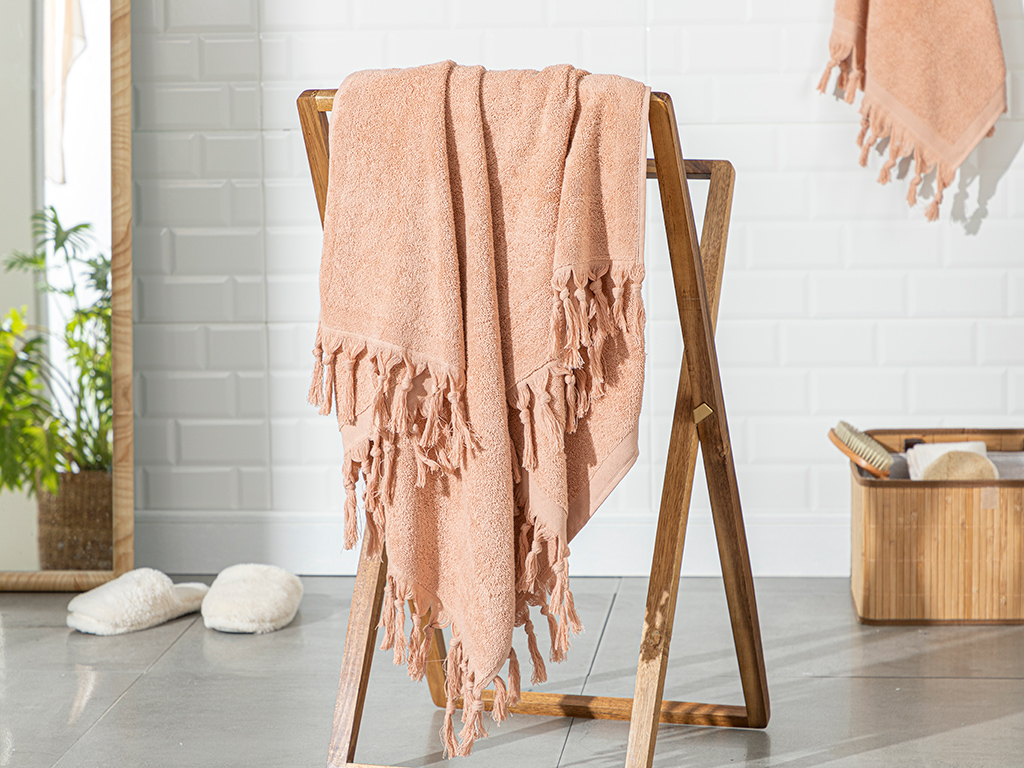 Nancy Bath Towel Timeless