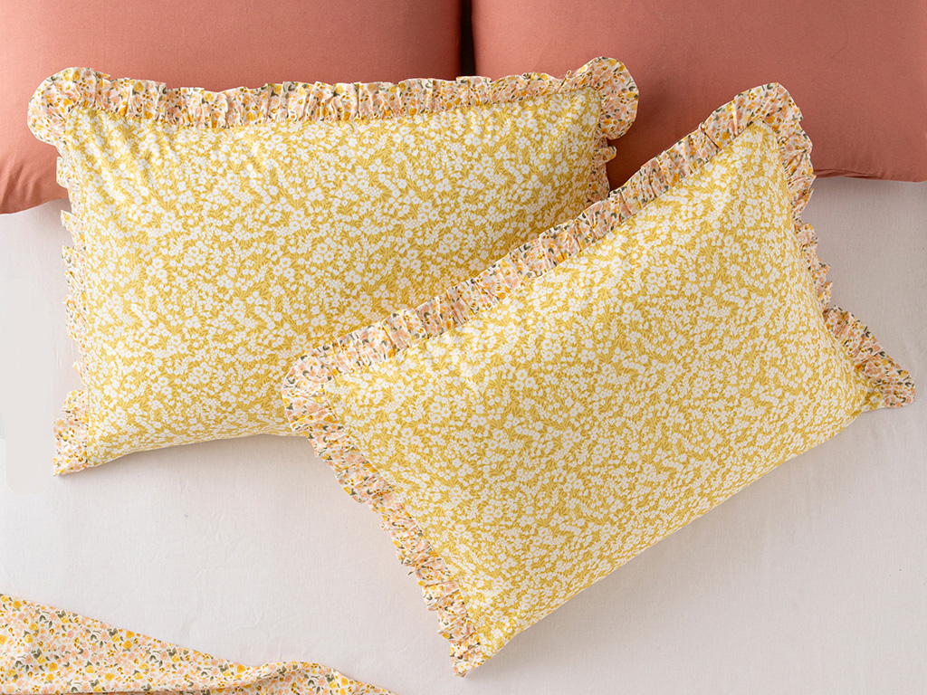 Floweret Pillowcase Timeless