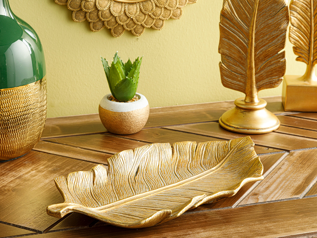 Banana Leaf Decorative Plate Timeless