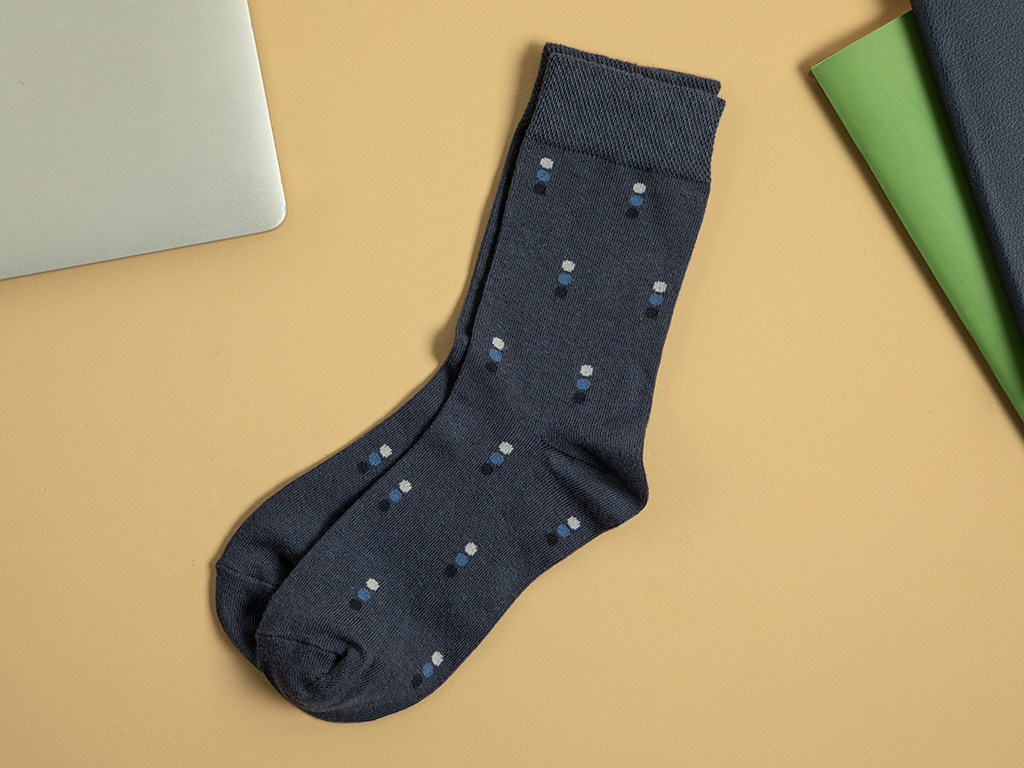 Triple Dots Long Socks Timeless