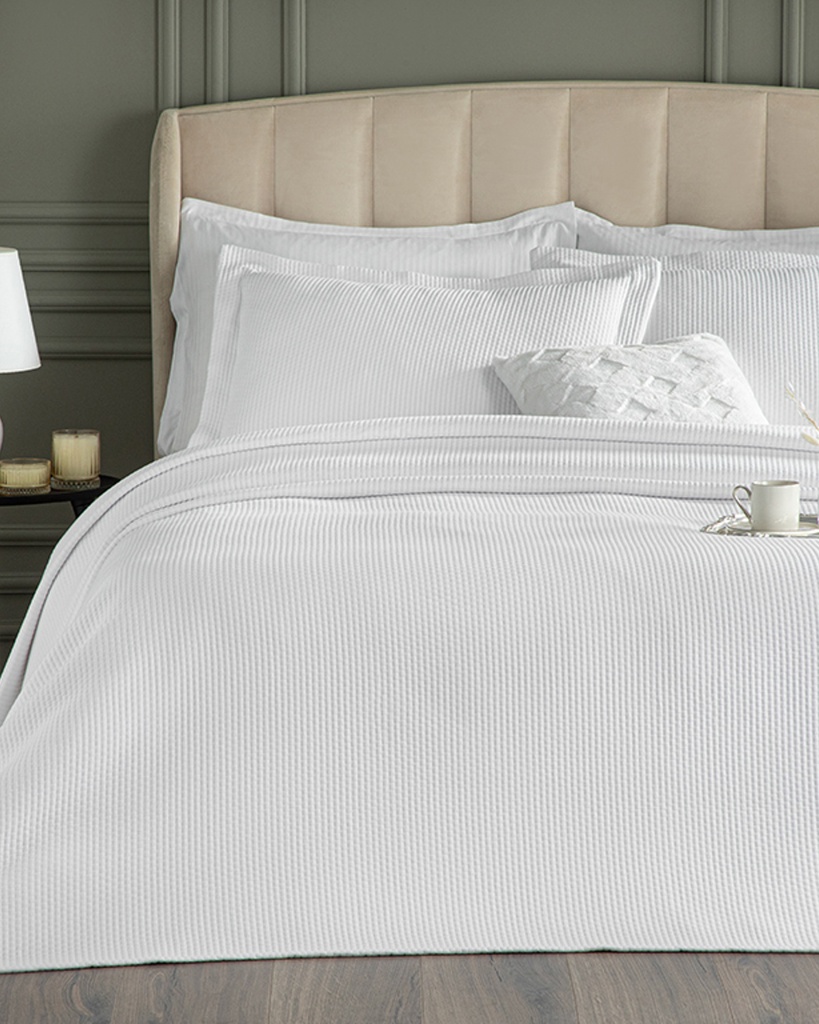 Luxury Bed Spread Set WHITE COLLECTION