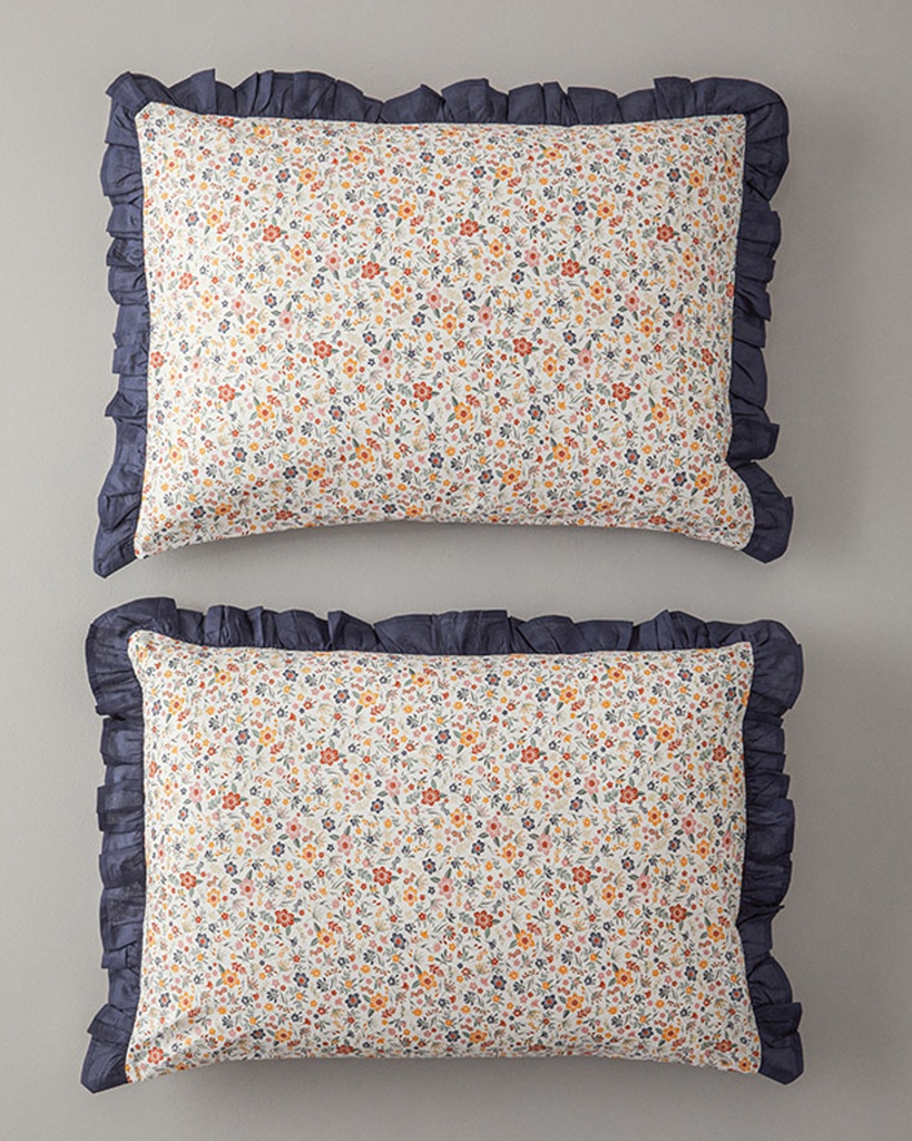 Bloomy Lines Kombin Pillow Case Timeless