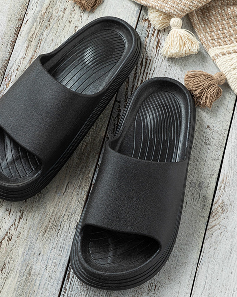 Cool Outdoor Slippers Timeless