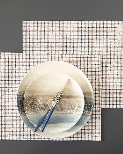 [10035771003] Claudia Place Mat Blurred Lines